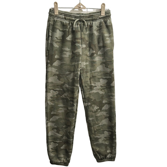 GAP Other - GAP Green Camouflage Sweatpants with Elastic Waistband